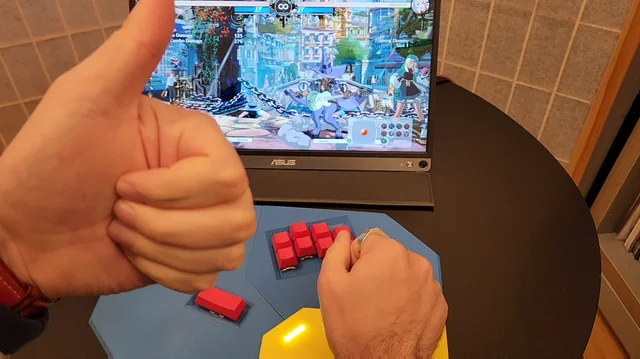 Do you prefer a stick, hitbox or mixbox? If your answer is Yes, then this is the stick(s) for you